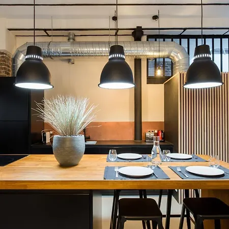 Loft In A Quiet Area Close To The Metro Station Appartement
