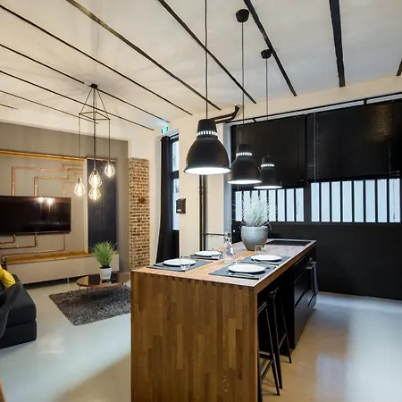 Loft In A Quiet Area Close To The Metro Station Paris